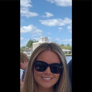 Meet your Posher, Megan